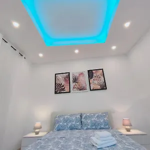 lenis-house.hotelitalianriviera.com/