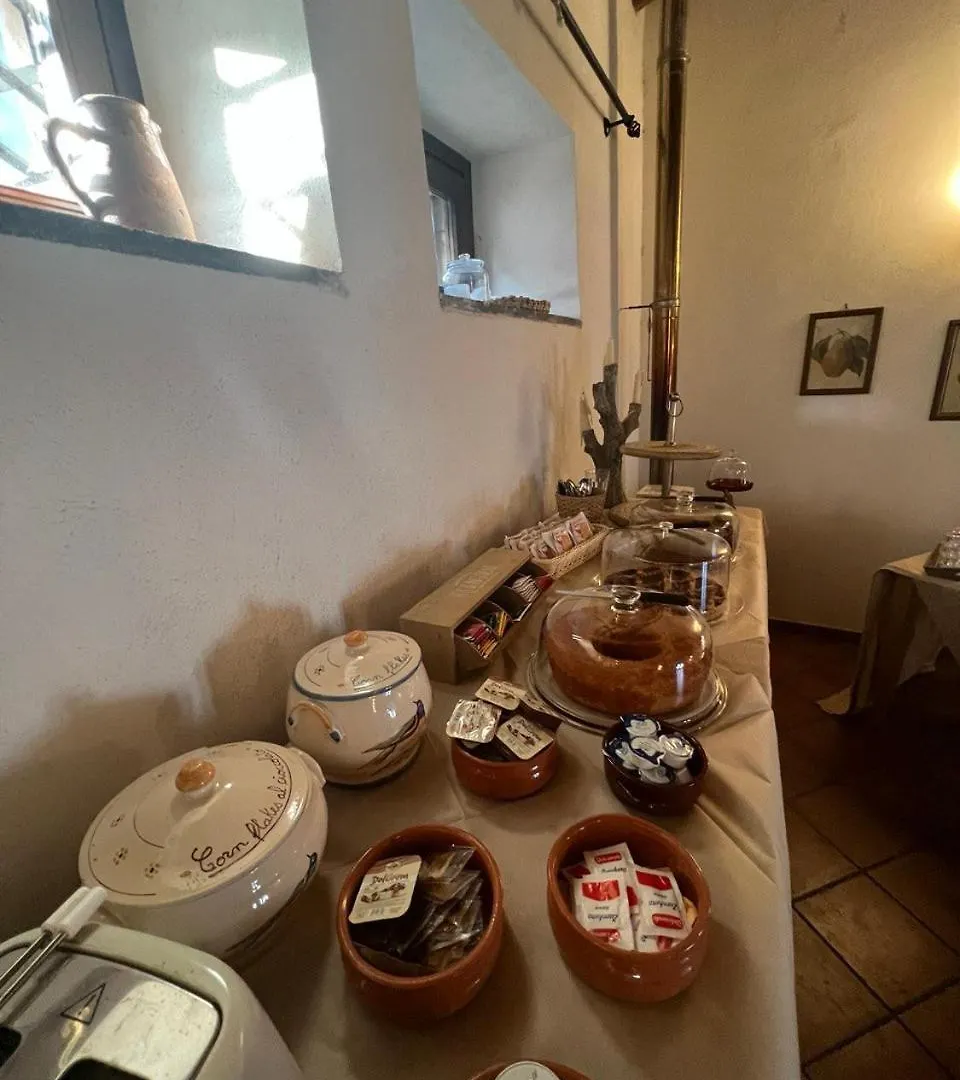Le Case Del Merlo Turismo Rurale Milo Farm stay