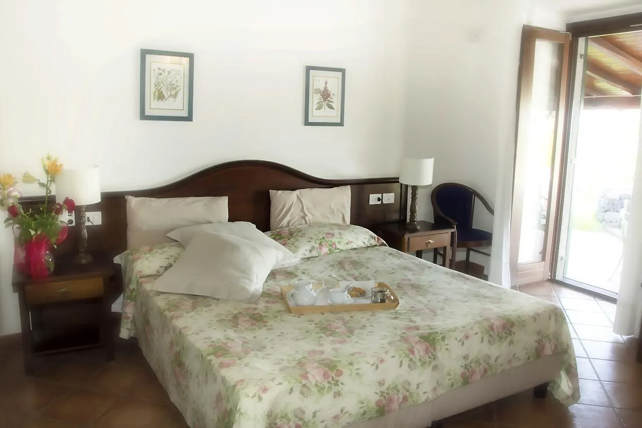 Farm stay Le Case Del Merlo Turismo Rurale Milo