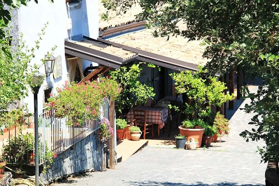 Séjour à la ferme Le Case Del Merlo Turismo Rurale Milo